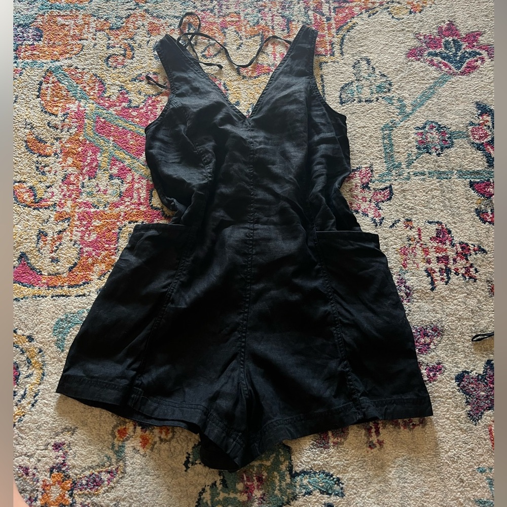 Athleta retreat linen romper in black, medium